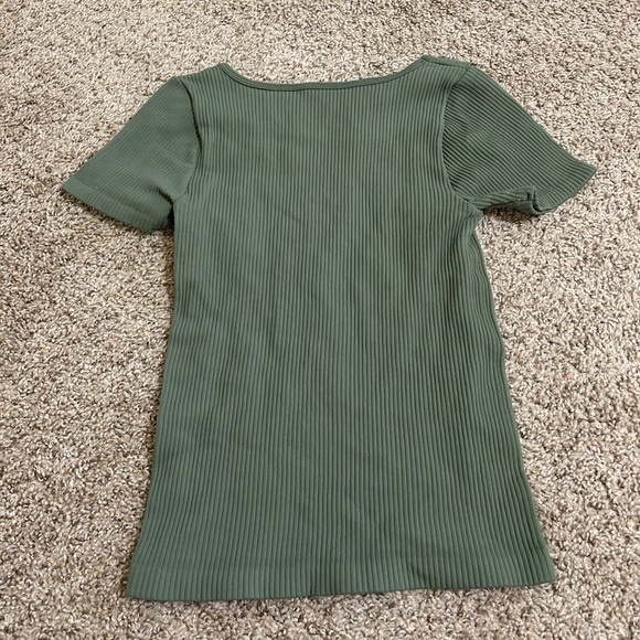 Free People XYZ Recycled Baby Tee Army Green Soft Stretchy Ribbed Shirt Size M/L - Picture 4 of 8